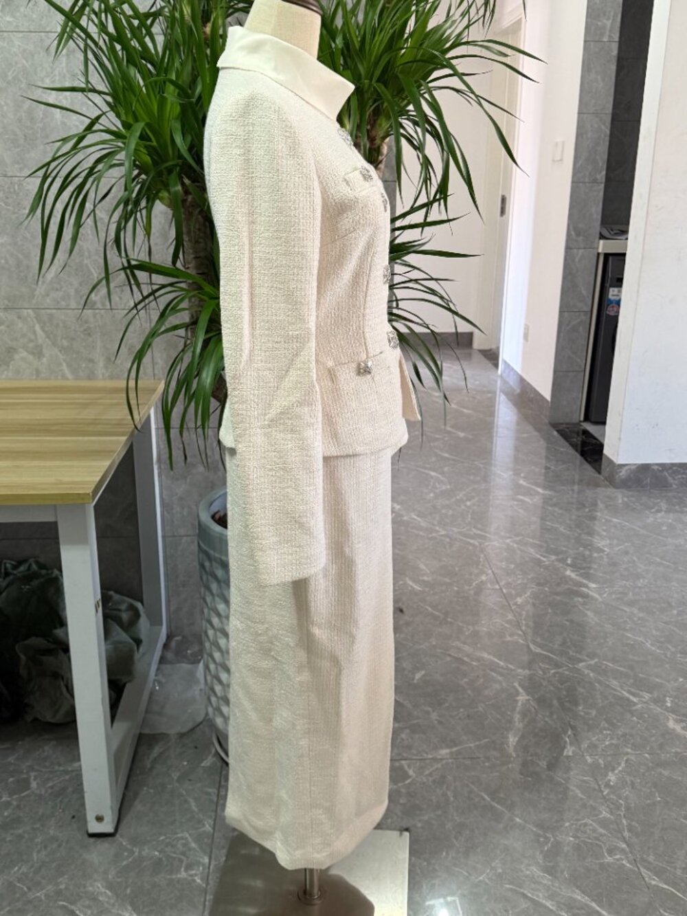 Self Portrait Cream Boucle Tailored Midi Dress - Picture 3 of 10